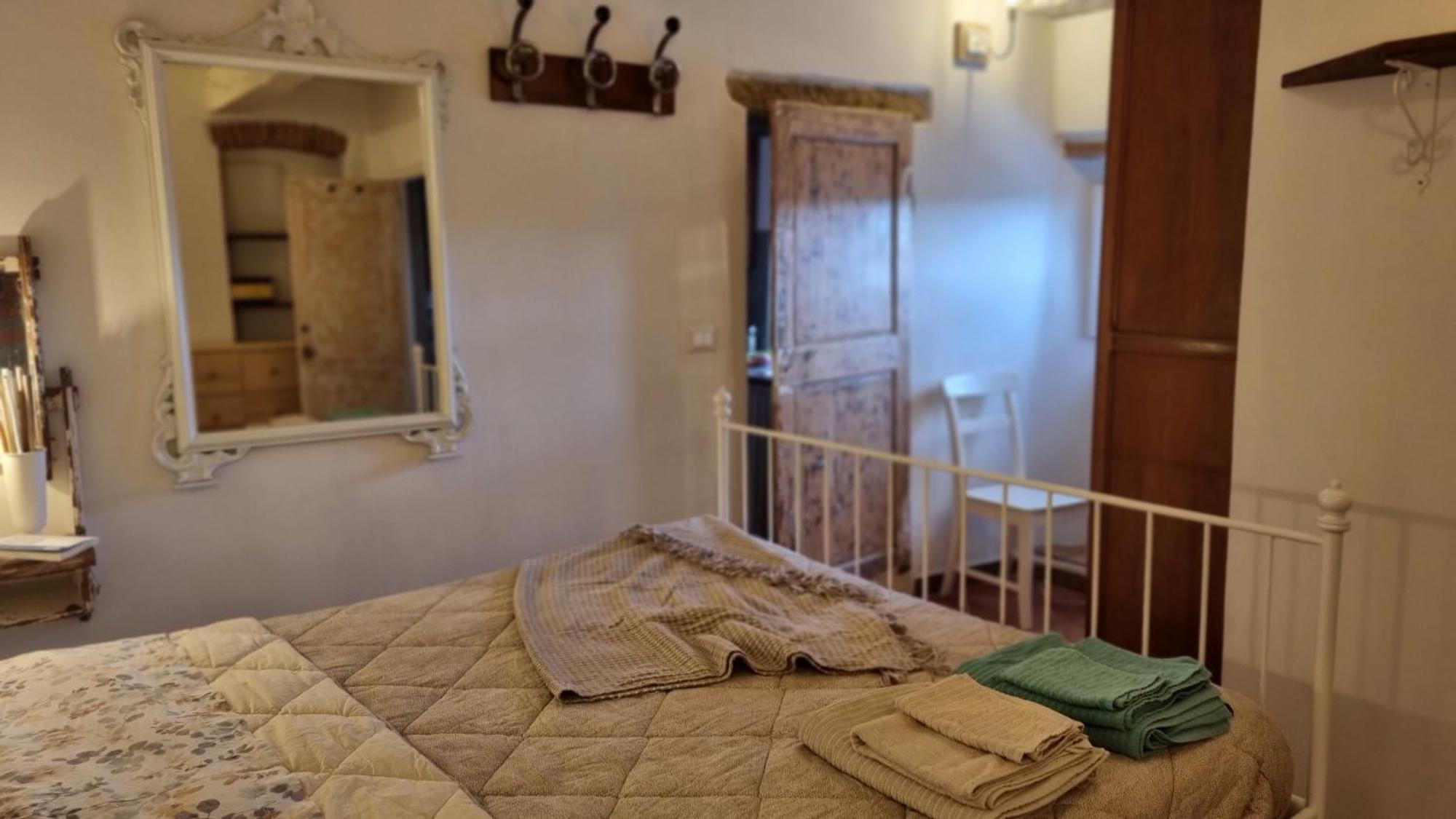 Il Piccino 29, Esperienza Romantica In Borgo.... モンテスクダイオ エクステリア 写真