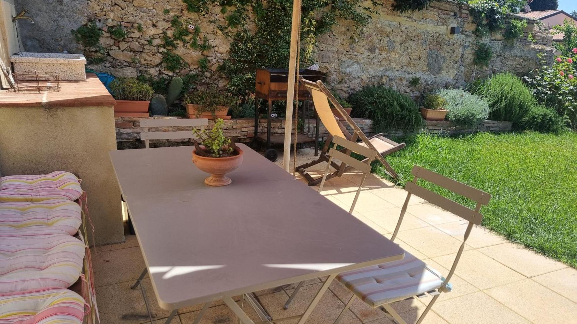 Il Piccino 29, Esperienza Romantica In Borgo.... モンテスクダイオ エクステリア 写真